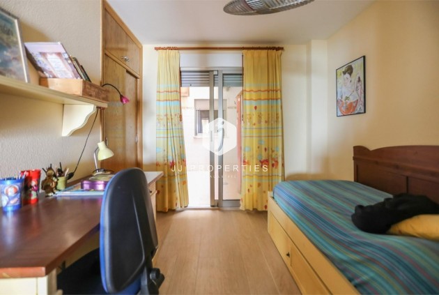 Tweedehands - Appartement / flat -
Torrevieja - Playa de los locos