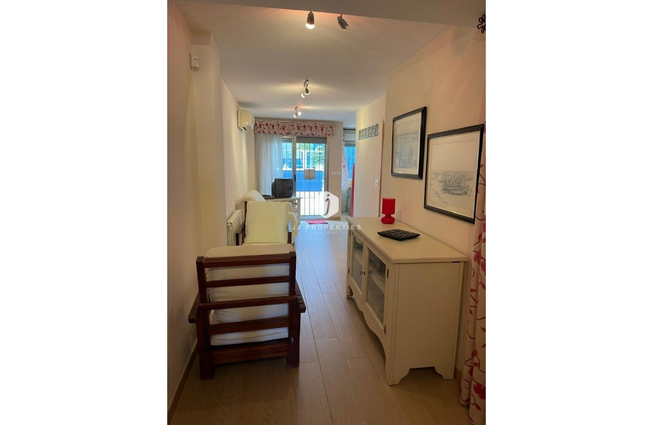 Tweedehands - Appartement / flat -
Torrevieja - Playa de los locos