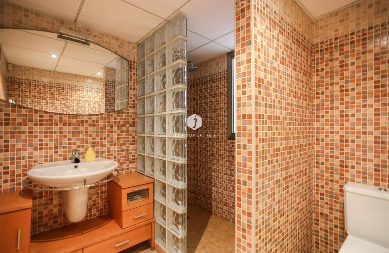 Tweedehands - Appartement / flat -
Torrevieja - Playa de los locos