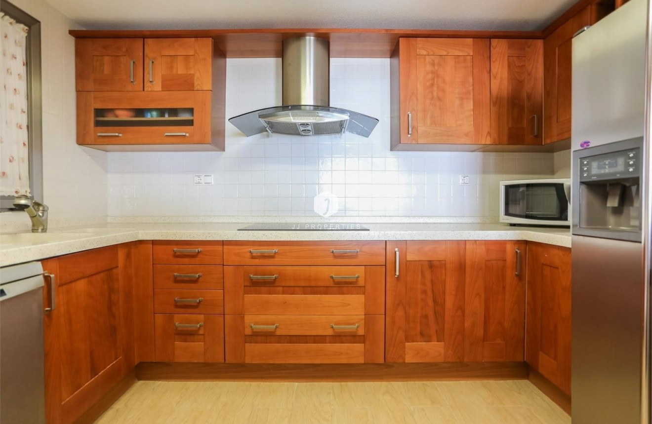 Tweedehands - Appartement / flat -
Torrevieja - Playa de los locos