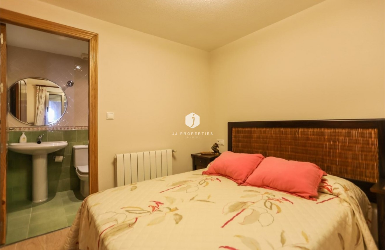 Tweedehands - Appartement / flat -
Torrevieja - Playa de los locos