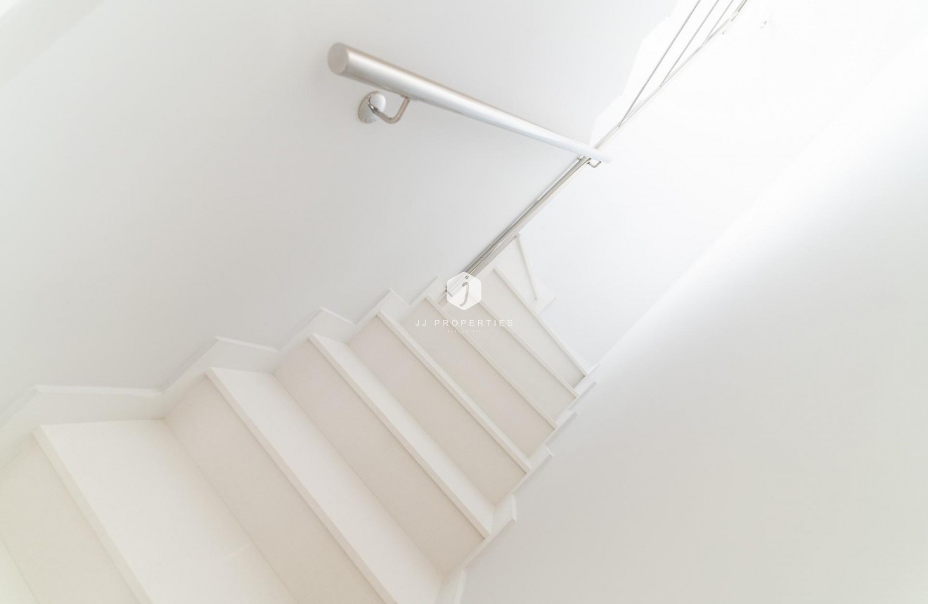 Neue Gebäude - Villa -
Orihuela Costa - Punta Prima