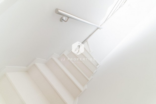 Neue Gebäude - Villa -
Orihuela Costa - Punta Prima