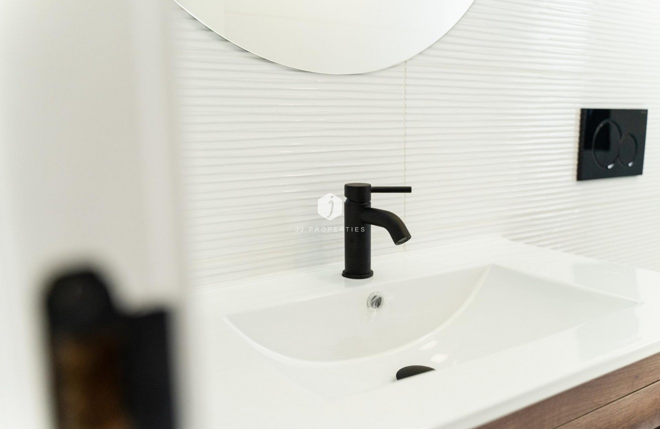 Neue Gebäude - Villa -
Orihuela Costa - Punta Prima