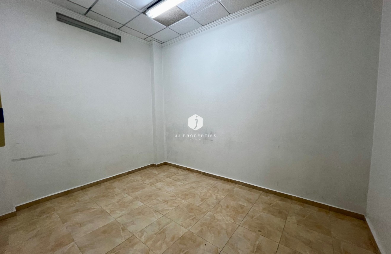 Tweedehands - Reclame -
Beniel - CENTRO