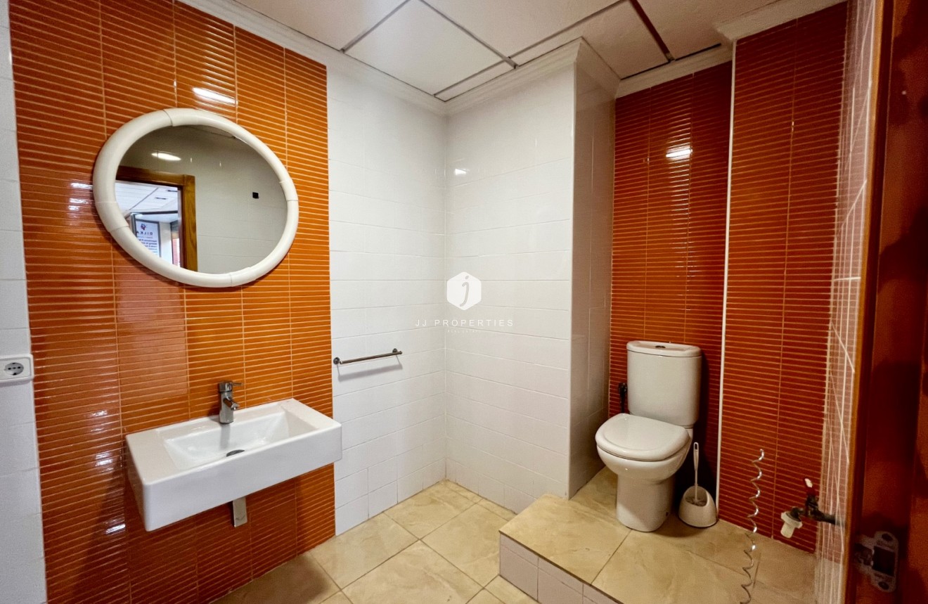 Tweedehands - Reclame -
Beniel - CENTRO