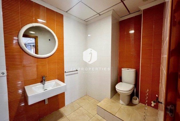 Tweedehands - Reclame -
Beniel - CENTRO