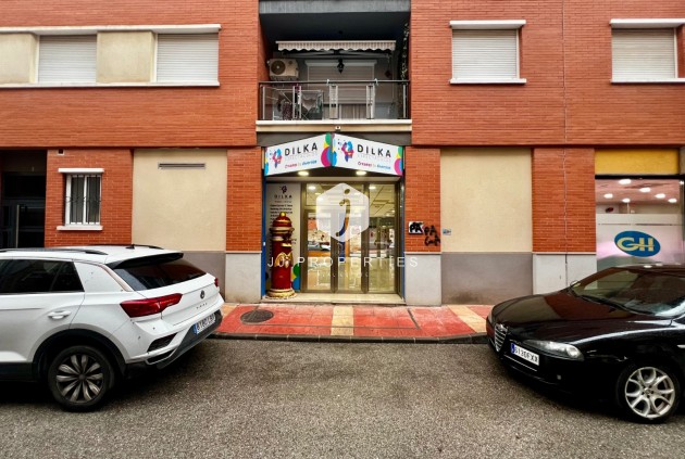 Tweedehands - Reclame -
Beniel - CENTRO