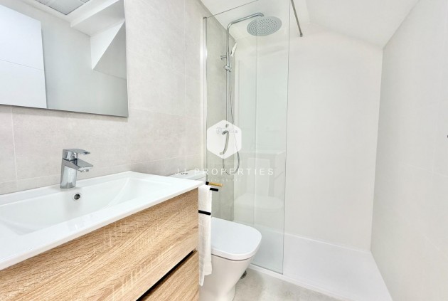 Obra nueva - Chalet -
Cox - San Fernando