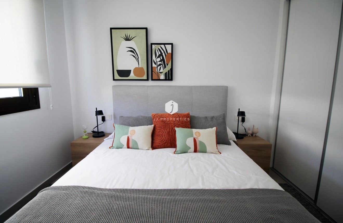 New Build - Chalet -
Pilar de la Horadada - parque Andromeda