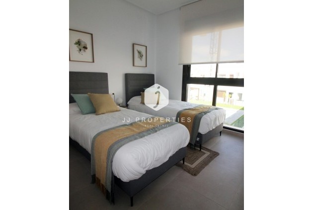 New Build - Chalet -
Pilar de la Horadada - parque Andromeda