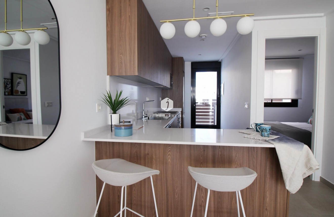 Nowy budynek - Szalet -
Pilar de la Horadada - parque Andromeda