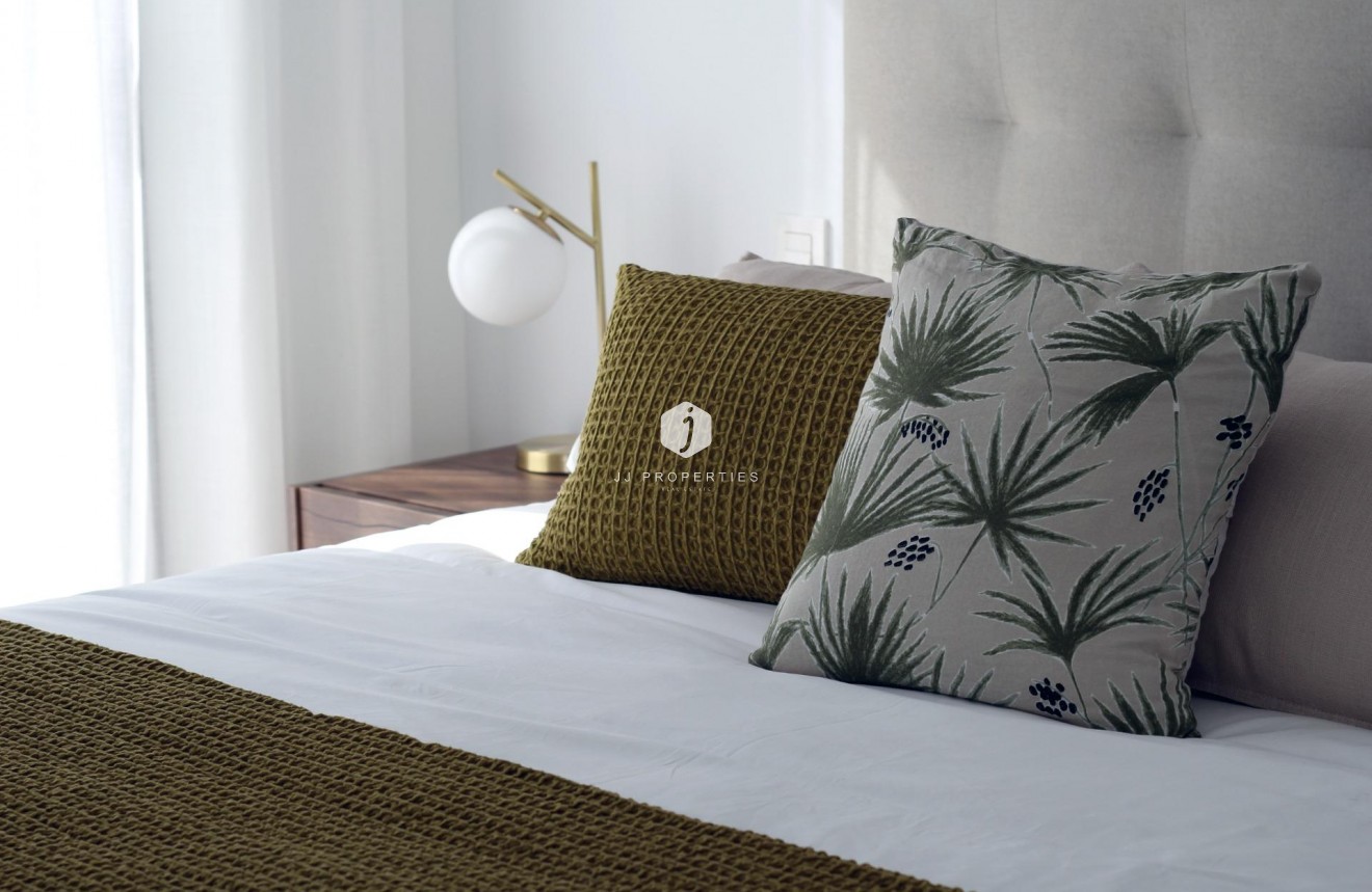 Nowy budynek - Szalet -
Pilar de la Horadada - parque Andromeda