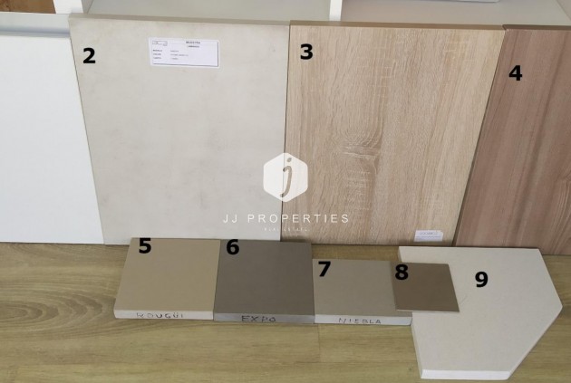 Nowy budynek - Szalet -
Pilar de la Horadada - parque Andromeda