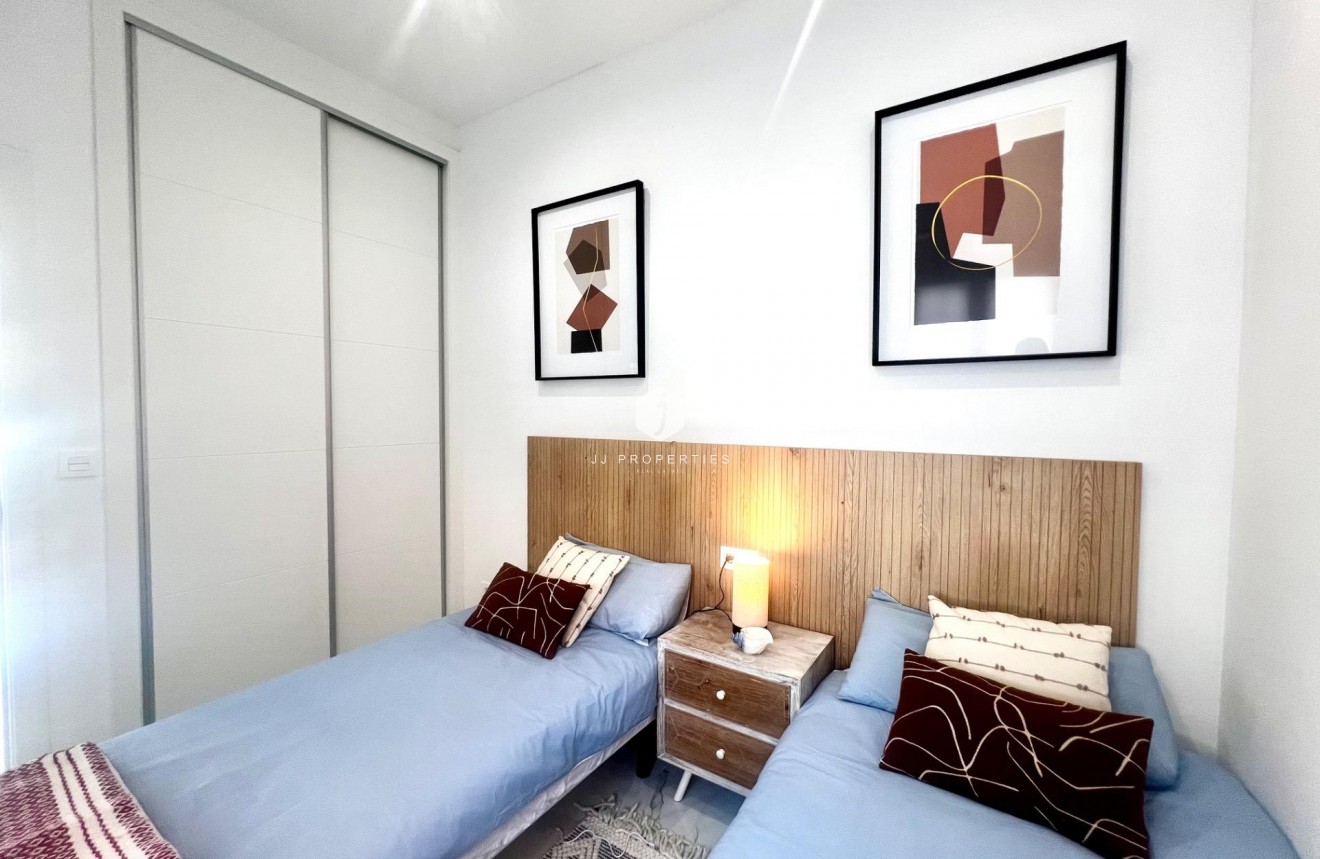 Tweedehands - Villa -
Torrevieja - Torretas