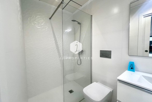 Tweedehands - Villa -
Torrevieja - Torretas