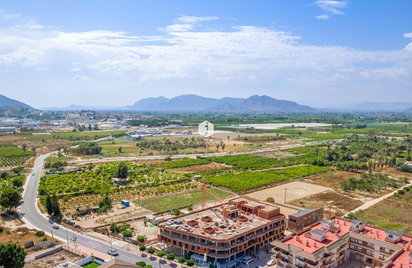 Nowy budynek - Daszek -
Jacarilla - pueblo