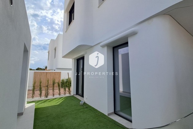 Nowy budynek - Villa -
Alfas del Pí - El Albir