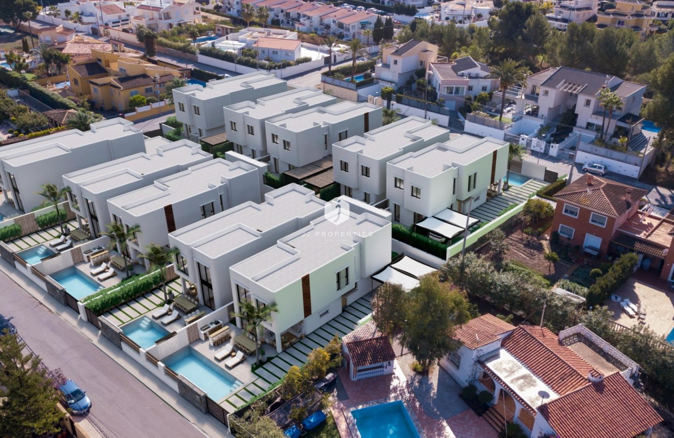 Nowy budynek - Villa -
Alfas del Pí - El Albir