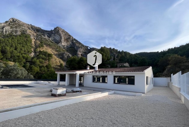 Nieuwbouw Woningen - Villa -
Penaguila - El Olivar