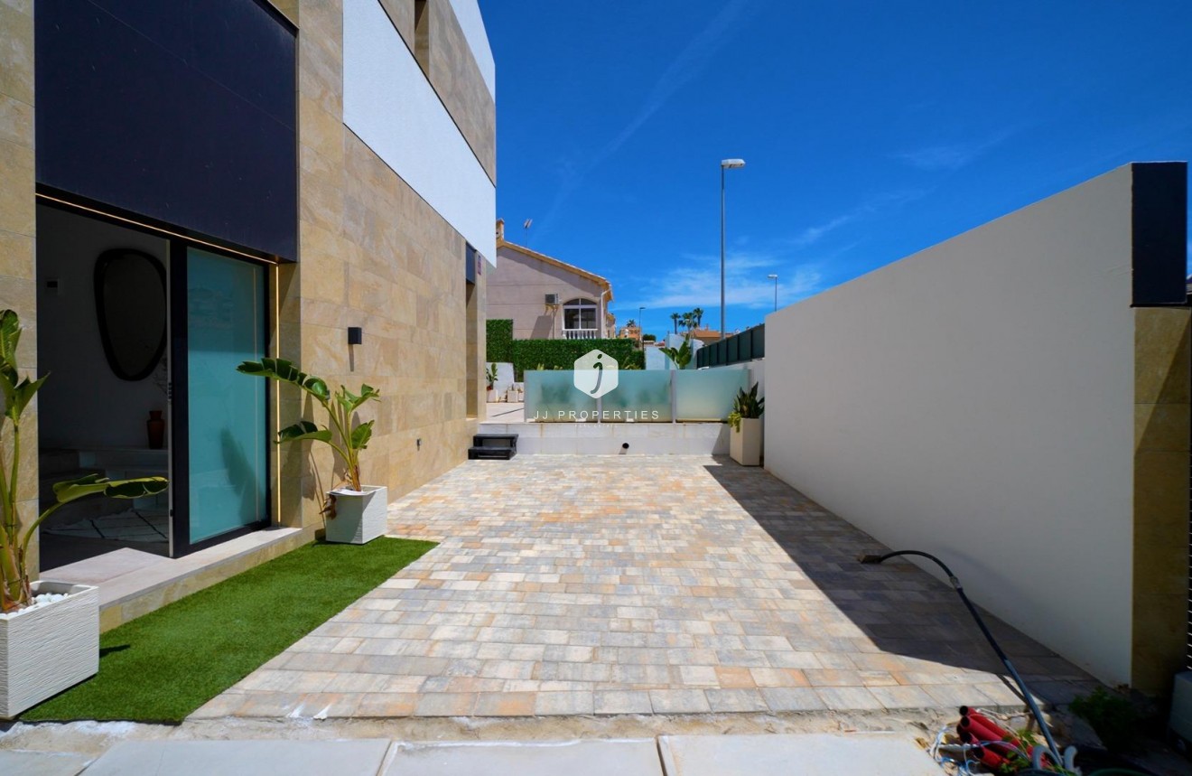 New Build - Villa -
Orihuela Costa - Los Altos