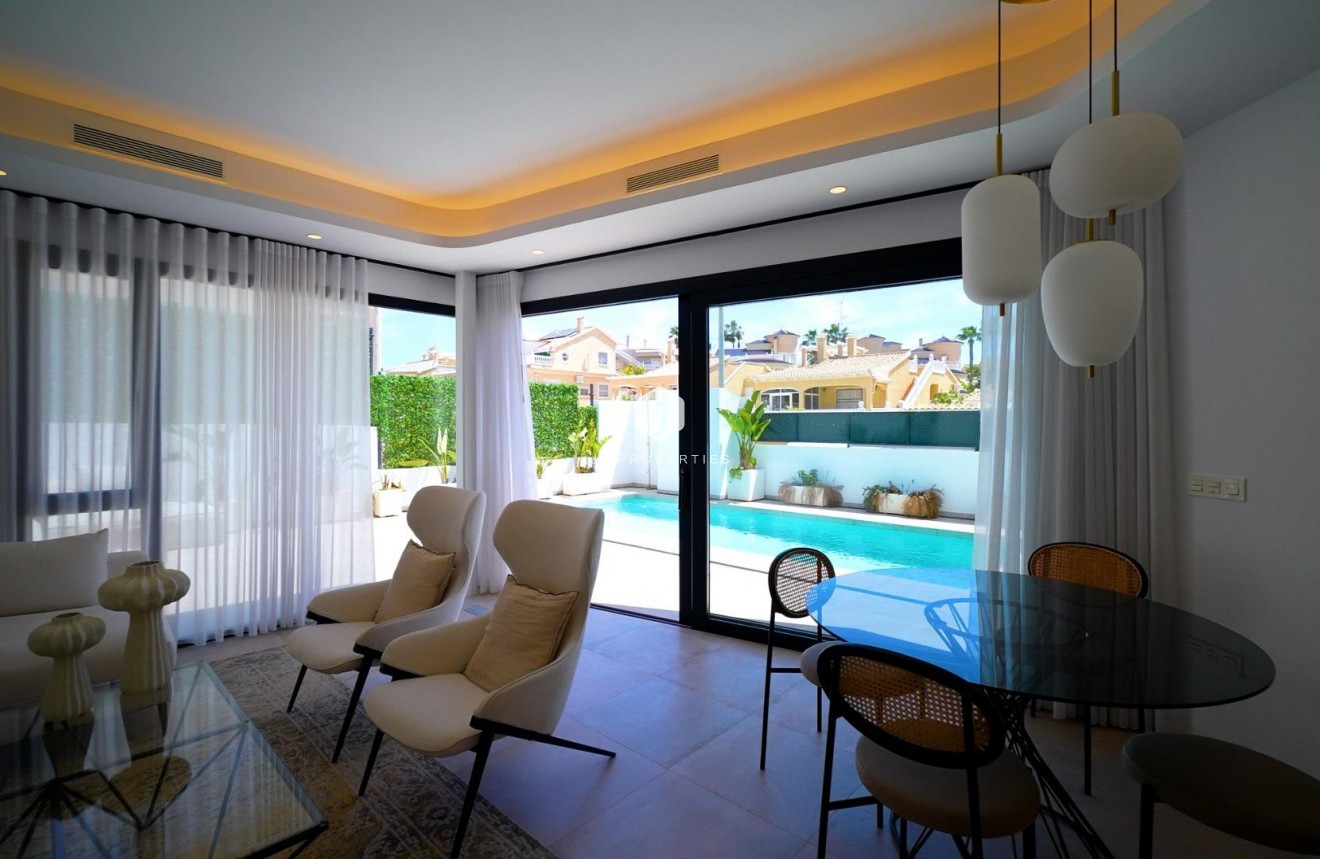 New Build - Villa -
Orihuela Costa - Los Altos