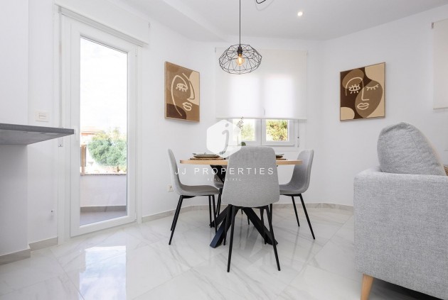 Nieuwbouw Woningen - Appartement / flat -
Jacarilla - pueblo