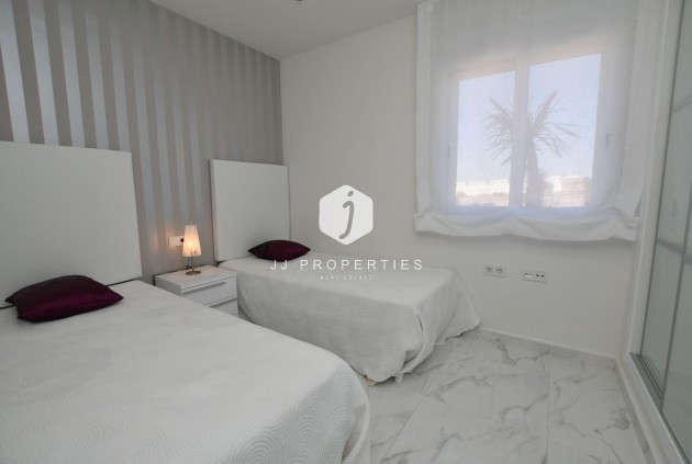 Nieuwbouw Woningen - Bungalow -
San Miguel de Salinas - La Cañada