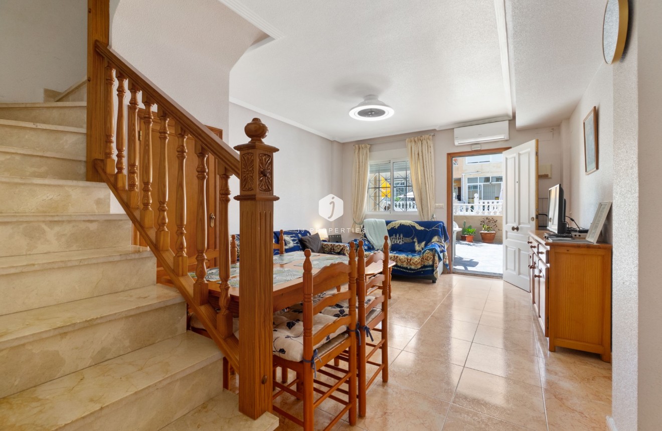 Tweedehands - duplex -
Torrevieja - Nueva Torrevieja