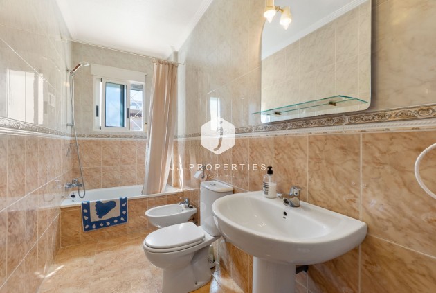 Tweedehands - duplex -
Torrevieja - Nueva Torrevieja