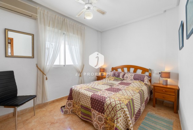 Tweedehands - duplex -
Torrevieja - Nueva Torrevieja