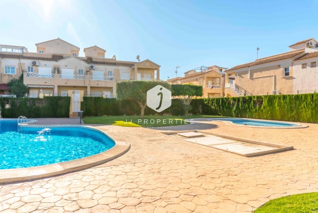 Tweedehands - duplex -
Torrevieja - Nueva Torrevieja
