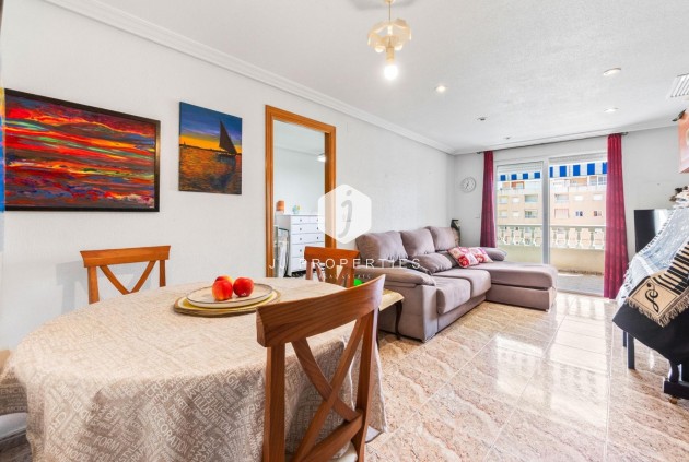 Tweedehands - Appartement / flat -
Torrevieja - Torrevieja Centro