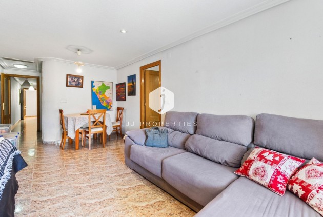 Tweedehands - Appartement / flat -
Torrevieja - Torrevieja Centro