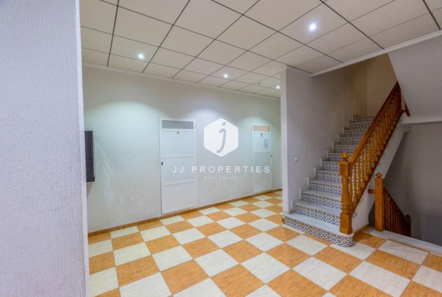 Tweedehands - Appartement / flat -
Torrevieja - Torrevieja Centro