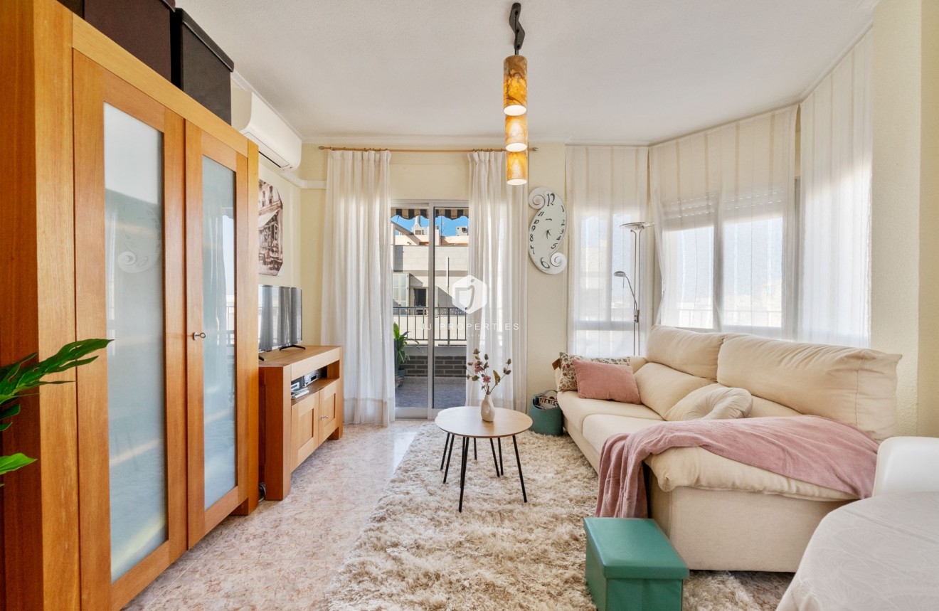 Tweedehands - Appartement / flat -
Torrevieja - Torrevieja Centro