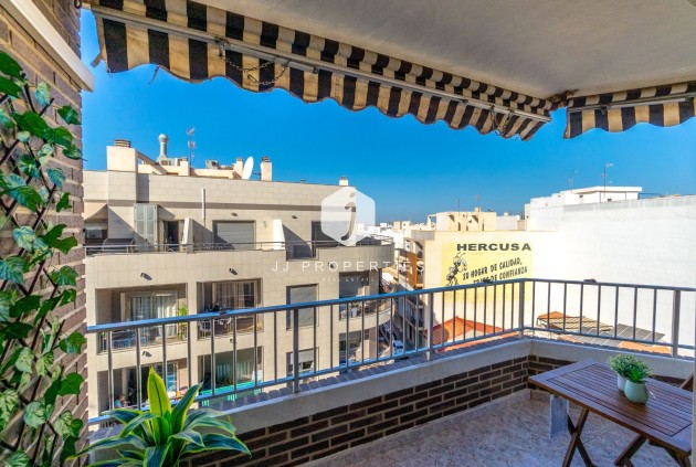 Tweedehands - Appartement / flat -
Torrevieja - Torrevieja Centro