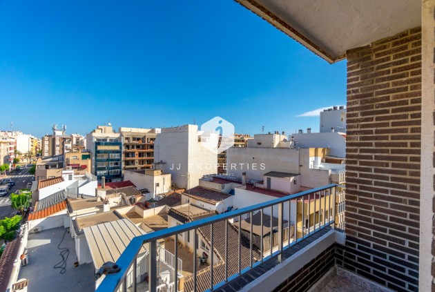 Tweedehands - Appartement / flat -
Torrevieja - Torrevieja Centro