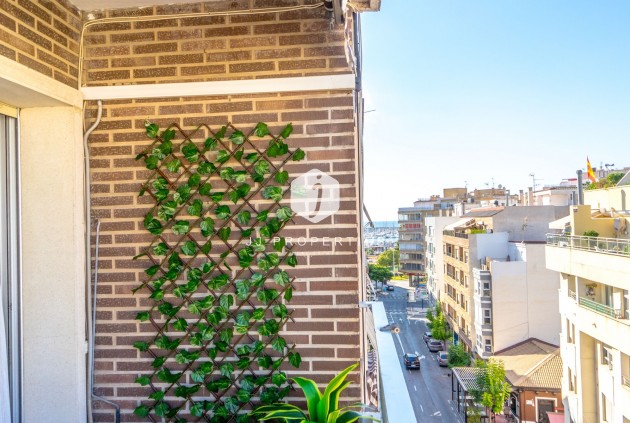 Tweedehands - Appartement / flat -
Torrevieja - Torrevieja Centro