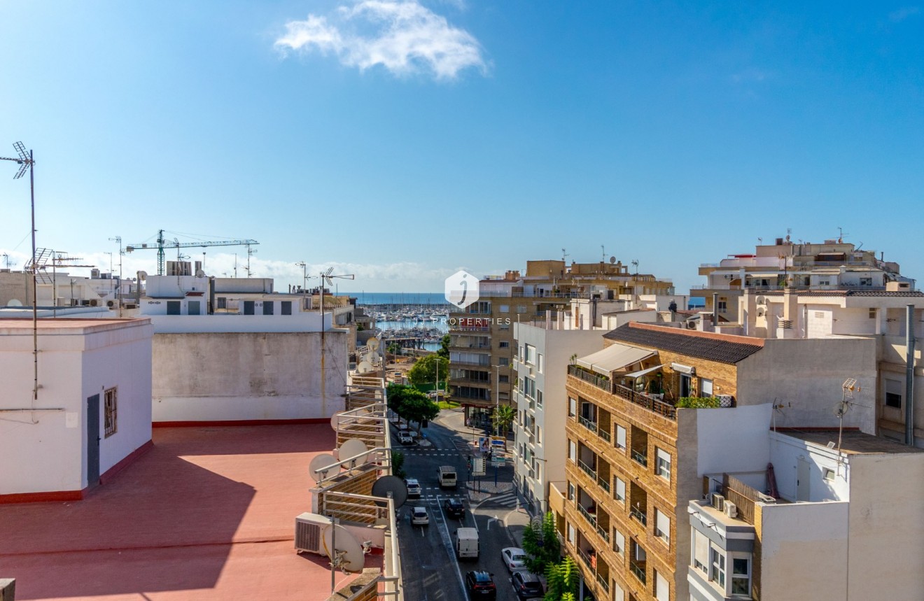 Tweedehands - Appartement / flat -
Torrevieja - Torrevieja Centro
