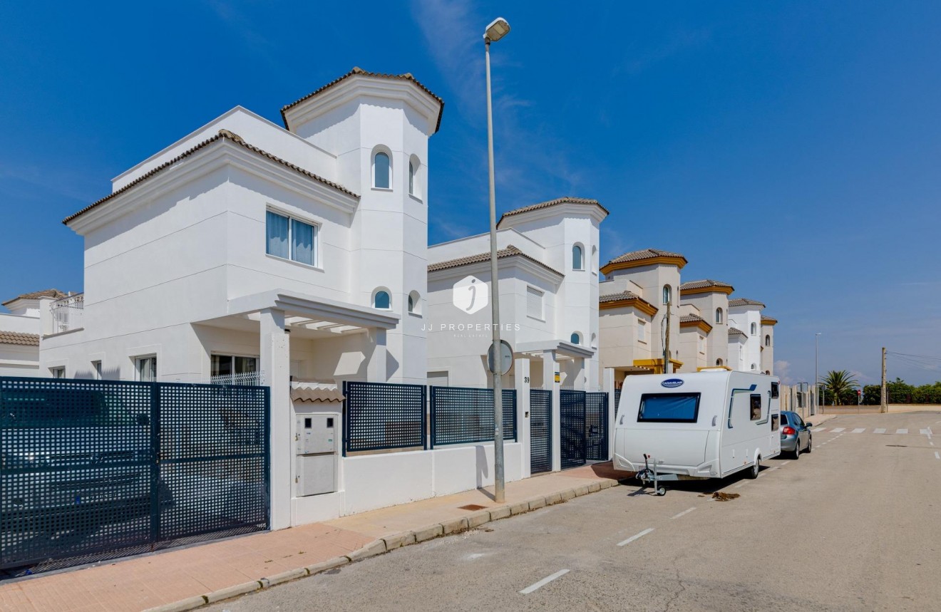 Nieuwbouw Woningen - Chalet -
San Fulgencio - El Oasis