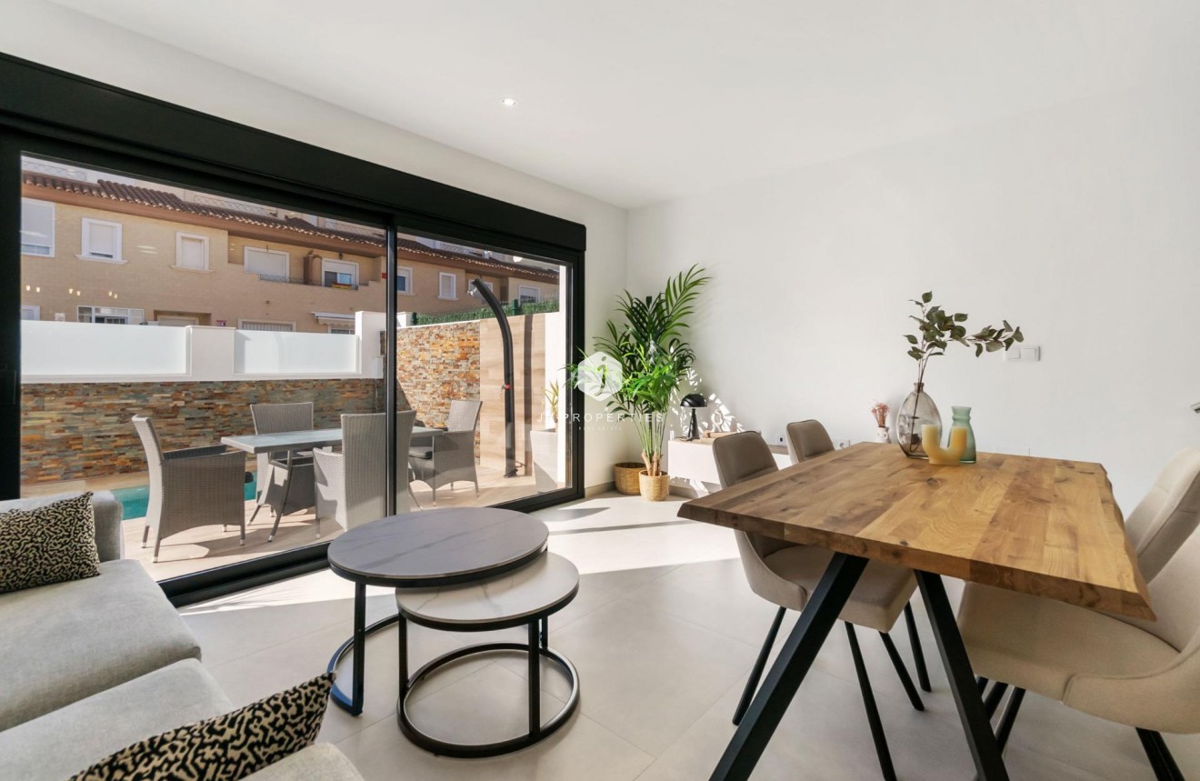 Nieuwbouw Woningen - Chalet -
San Pedro del Pinatar - Polideportivo