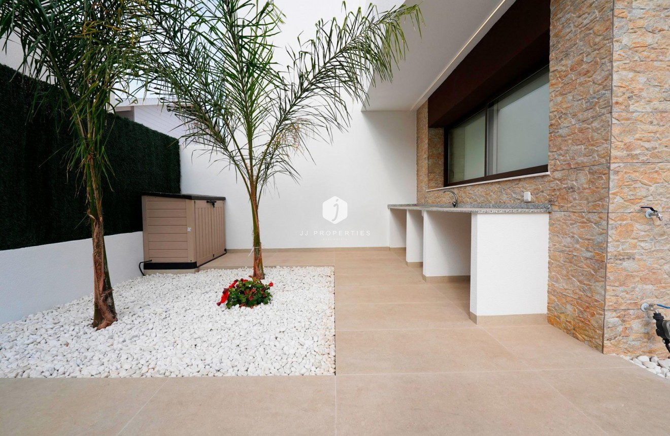 Obra nueva - Chalet -
Almoradí - Las Heredades