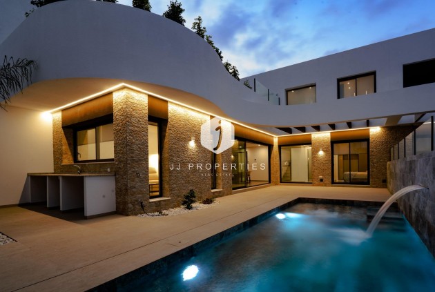 Obra nueva - Chalet -
Almoradí - Las Heredades