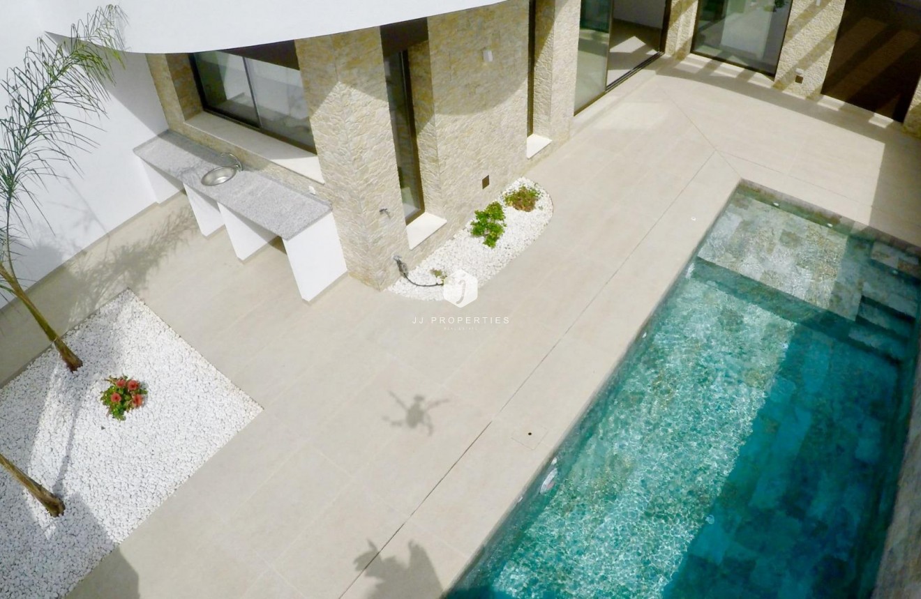 Obra nueva - Chalet -
Almoradí - Las Heredades