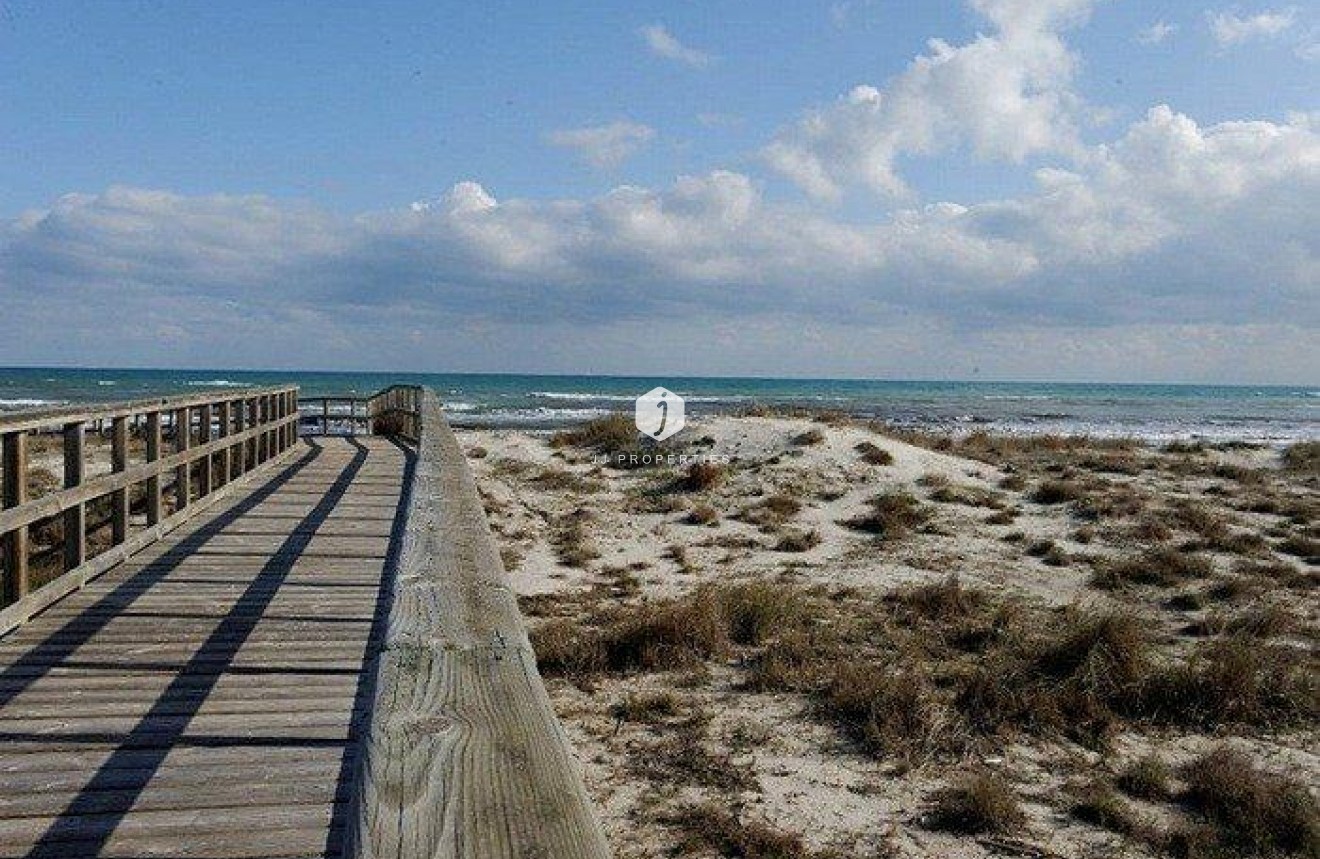 Nieuwbouw Woningen - Villa -
San Pedro del Pinatar - Centro