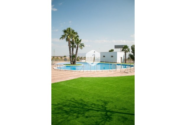 Nowy budynek - Szalet -
Fuente Álamo - Las Palas