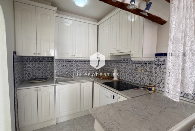 Tweedehands - duplex -
San Miguel de Salinas - Inland