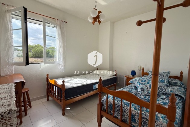 Tweedehands - duplex -
San Miguel de Salinas - Inland