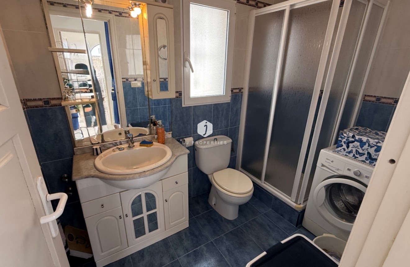 Tweedehands - duplex -
San Miguel de Salinas - Inland